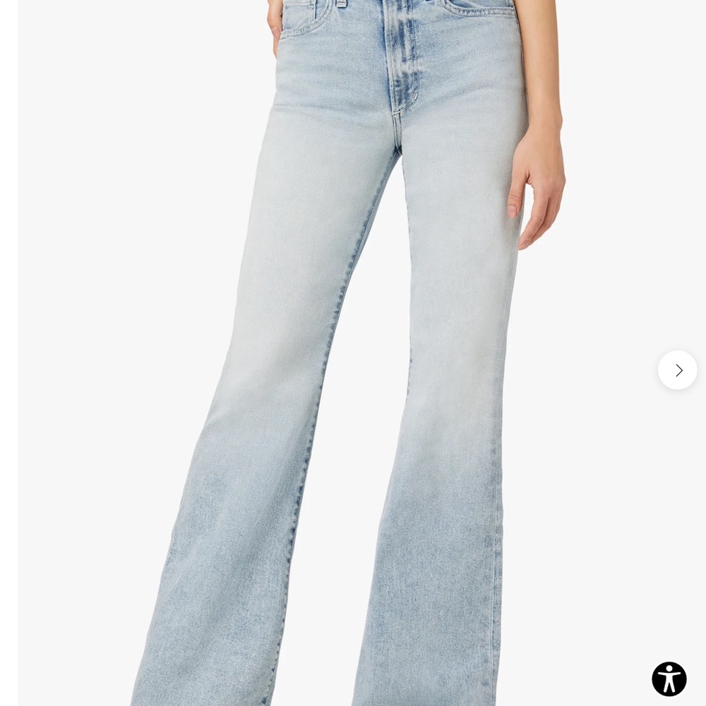 Joe’s Jeans Molly Petite High-Rise Daisy Flare